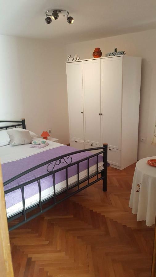 Apartment 22 Omiš Dış mekan fotoğraf